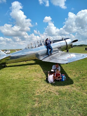 Commemorative Air Force - photo 23