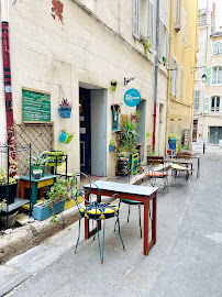 Intérieur du Restaurant La Bazarette Epicerie fine à Marseille - n°1
