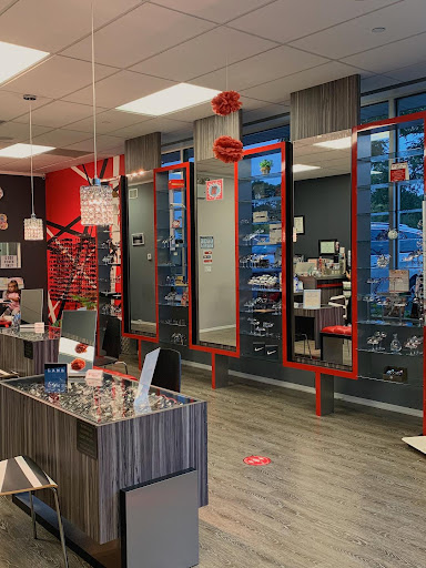 Optician «Visions By Victoria Rose», reviews and photos, 639 Veterans Rd W, Staten Island, NY 10309, USA