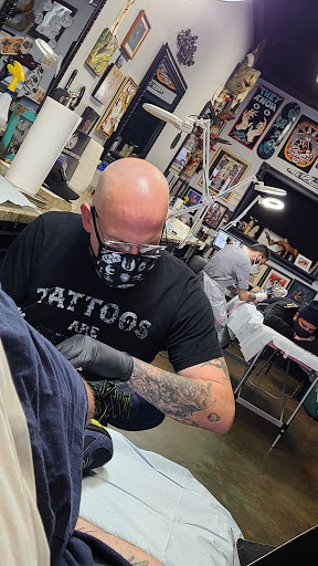 Tattoo Shop «Silver Fox Tattoo», reviews and photos, 533 10th St NW, Atlanta, GA 30318, USA