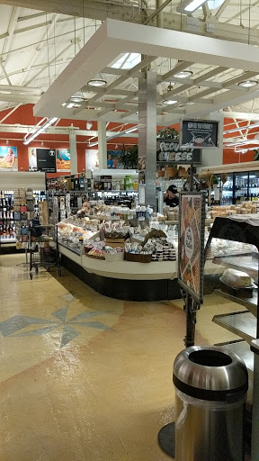 Grocery Store «Nugget Markets», reviews and photos, 1 Blackfield Dr, Belvedere Tiburon, CA 94920, USA