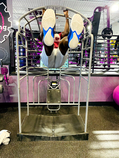 Gym «Planet Fitness», reviews and photos, 819 E Pioneer Pkwy, Arlington, TX 76010, USA