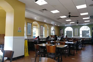 Pollo Tropical image