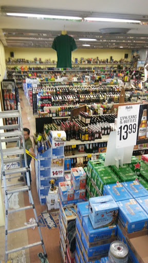 Liquor Store «Town & Country Liquors», reviews and photos, 2944 W 47th St, Chicago, IL 60632, USA