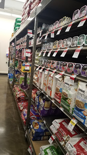 Pet Supply Store «Pet Supplies Plus», reviews and photos, 1970 Portage Trail, Cuyahoga Falls, OH 44223, USA