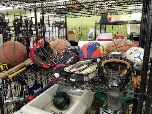 Thrift Store «Southern & Val Vista Goodwill Retail Store & Donation Center», reviews and photos, 3655 E Southern Ave, Mesa, AZ 85206, USA