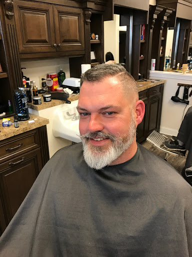 Barber Shop «Cumming Barber Shop», reviews and photos, 1545 McFarland Pkwy Suite 103, Alpharetta, GA 30005, USA