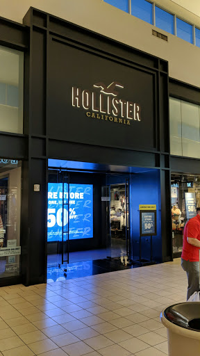 Hollister Co.