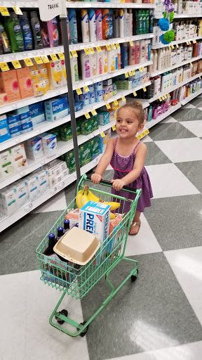 Grocery Store «Schnucks», reviews and photos, 101 Civic Center Dr, Lake St Louis, MO 63367, USA