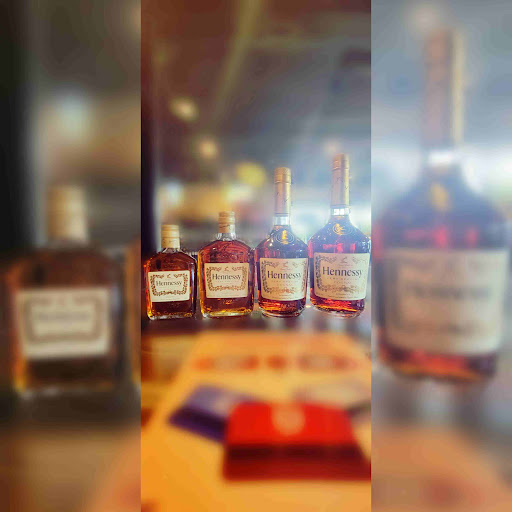 Liquor Store «Riverside Liquor Warehouse», reviews and photos, 166 Clinton Ave, Cortland, NY 13045, USA