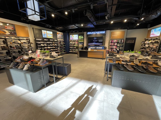 Reviews of Skechers Bayfair in Mount Maunganui - Shoe store