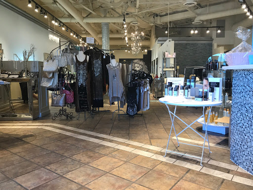 Beauty Salon «The Hills Salon & Spa», reviews and photos, 8912 E Pinnacle Peak Rd # 4, Scottsdale, AZ 85255, USA