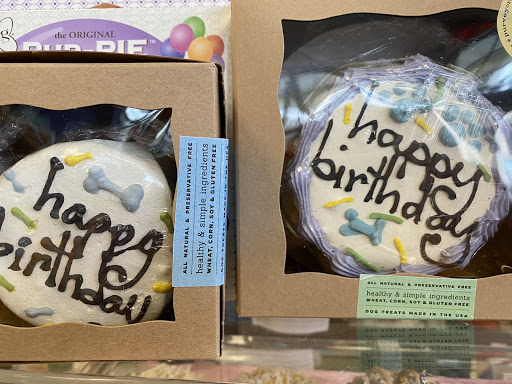 Pet Supply Store «Dawg City Inc.», reviews and photos, 38 Pearson St, Andover, MA 01810, USA