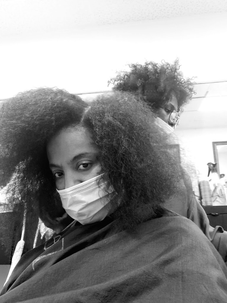 Sharlene Rule Hair Unisex Salon 07050