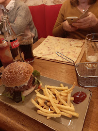 Hamburger du Restaurant Le TUB à Paris - n°15