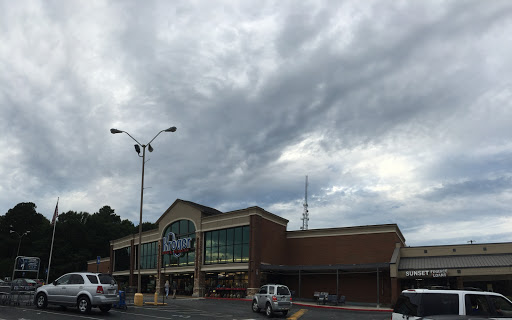 Grocery Store «Kroger», reviews and photos, 48 Bullsboro Dr, Newnan, GA 30263, USA
