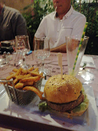 Hamburger du Restaurant Le Melting Pot à Les Vans - n°5