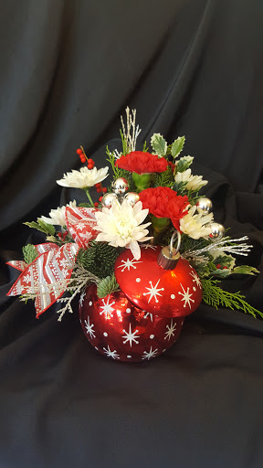 Florist «Shananne Cain Florist Inc», reviews and photos, 123 N Central Ave, Umatilla, FL 32784, USA