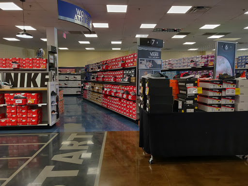 Shoe Store «Shoe Carnival», reviews and photos, 1771 WP Ball Blvd, Sanford, FL 32771, USA