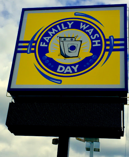 Laundromat «Family Wash Day», reviews and photos, 8101 West Chester Pike, Upper Darby, PA 19082, USA