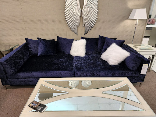 Furniture Store «Value City Furniture», reviews and photos, 4380 E New York St, Aurora, IL 60504, USA