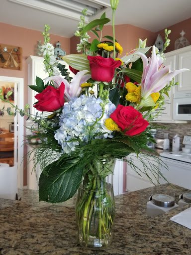 Florist «The Flower Shoppe», reviews and photos, 118 N 8th St, Midlothian, TX 76065, USA