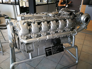 Photo n°8 de GORRIAS VEHICULES INDUSTRIELS Mercedes Benz à Liévin ()