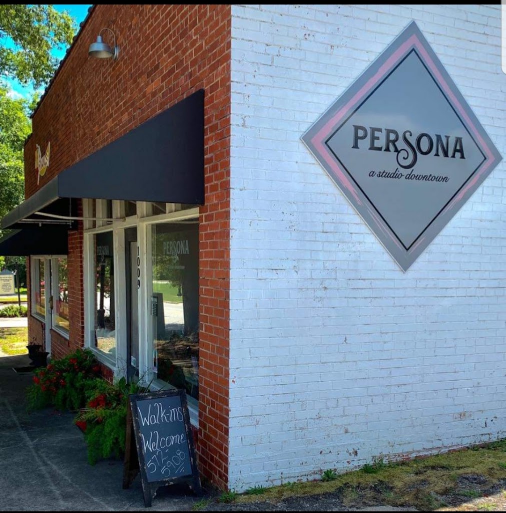 Persona 29020