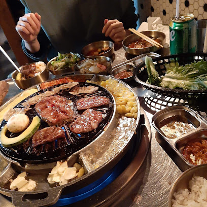 Daldongnae Korean BBQ (MTL Bishop)