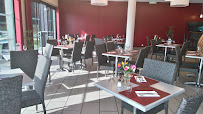 Atmosphère du Restaurant français Bar, Restaurant, Pizzeria - Le Sèchemailles à Ambrugeat - n°6