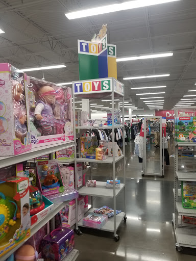 Clothing Store «Burlington Coat Factory», reviews and photos, 1965 N Pebble Creek Pkwy, Goodyear, AZ 85395, USA