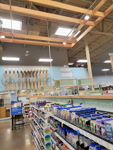 Shopping Mall «Poplar Plaza Shopping Center», reviews and photos, 3440 Poplar Ave, Memphis, TN 38111, USA