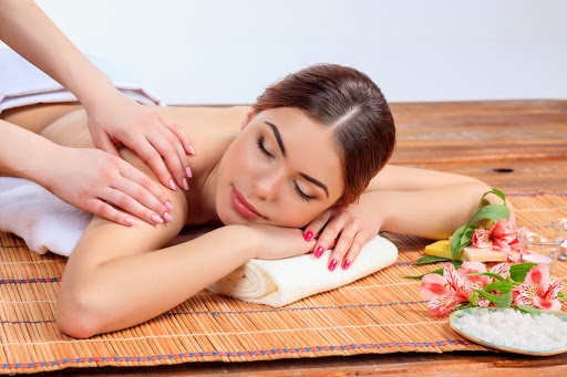 Relaxing Hand Spa Therapist