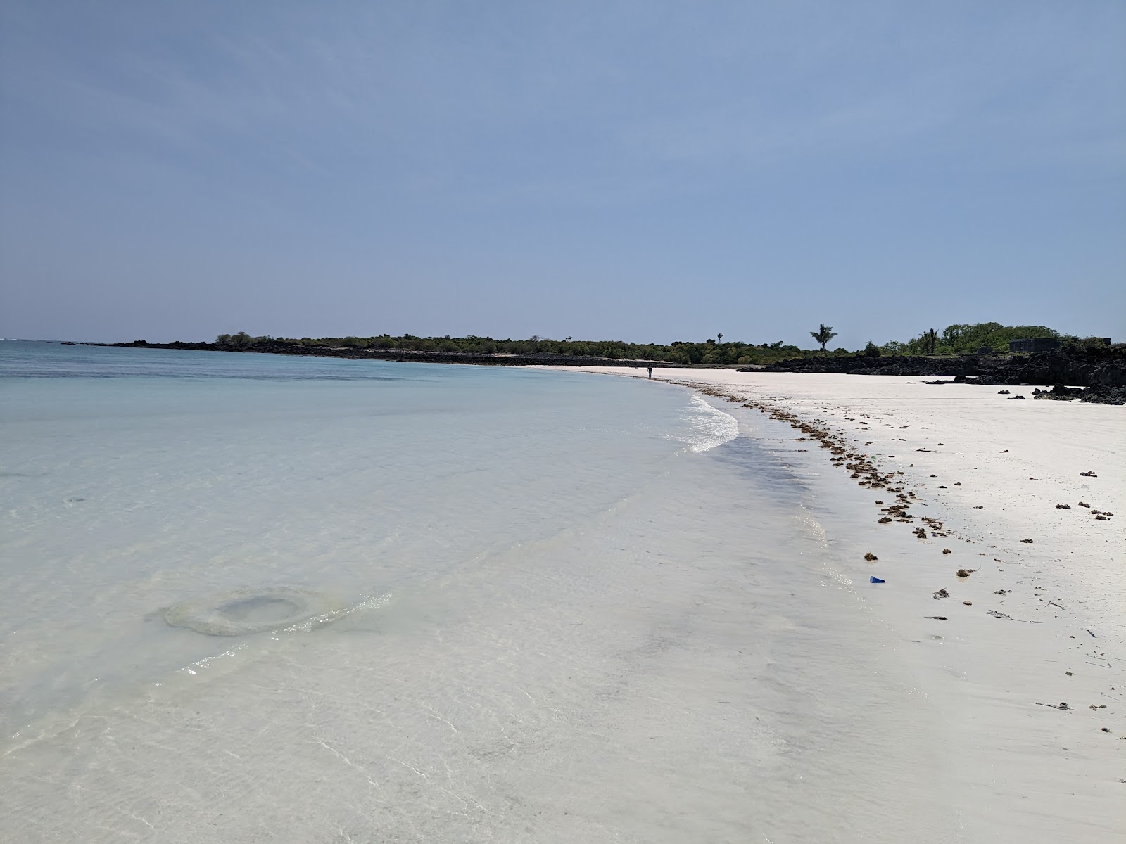 Foto van Sada Beach met wit zand oppervlakte
