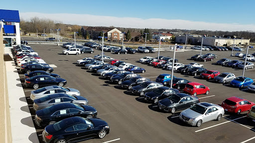 Used Car Dealer «CarMax», reviews and photos, 4431 28th St SE, Kentwood, MI 49512, USA