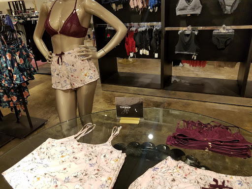 Department Store «Nordstrom Santa Monica», reviews and photos, 220 Broadway, Santa Monica, CA 90401, USA