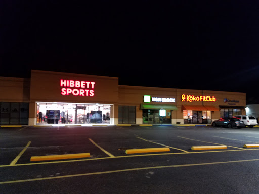 Shoe Store «Hibbett Sports», reviews and photos, 408 N Canal Blvd Ste A, Thibodaux, LA 70301, USA