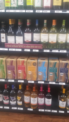 Liquor Store «Wine Market», reviews and photos, 12207 Dorsett Rd, Maryland Heights, MO 63043, USA