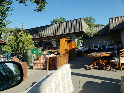 Thrift Store «SPCA Yolo County Thrift Store», reviews and photos, 920 3rd St A,F, Davis, CA 95616, USA