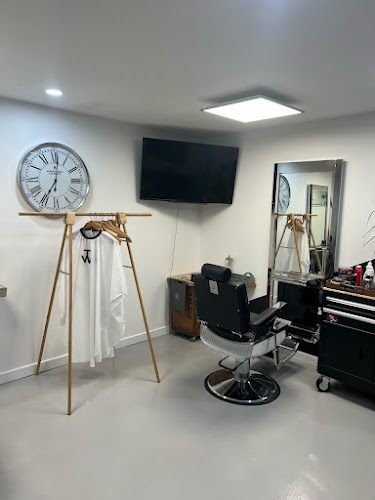 The Whitehouse Barbershop and Salon - Norwich