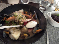 Bouillabaisse du Restaurant de fruits de mer L'antre Terre et Baie à Beauvoir - n°4
