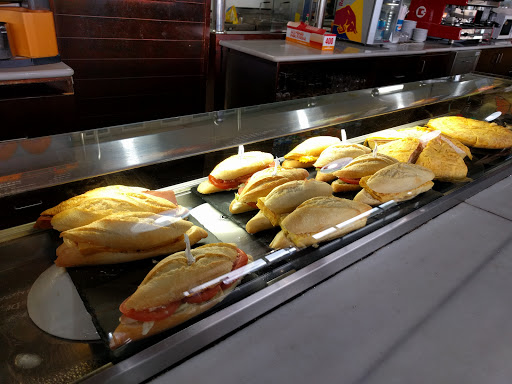 Información y opiniones sobre Área de Caviedes Dirección Oviedo de Valdáliga