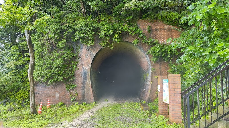 親不知レンガトンネル（旧北陸本線）