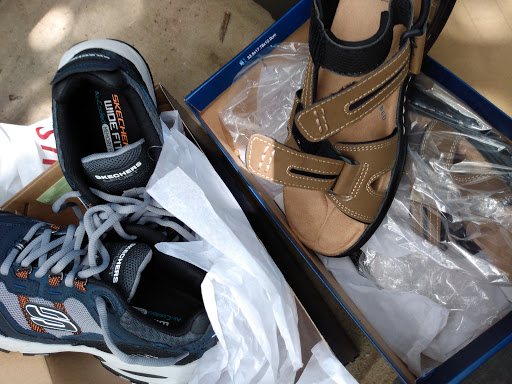 Shoe Store «Famous Footwear», reviews and photos, 3551 Oakwood Blvd, Hollywood, FL 33020, USA