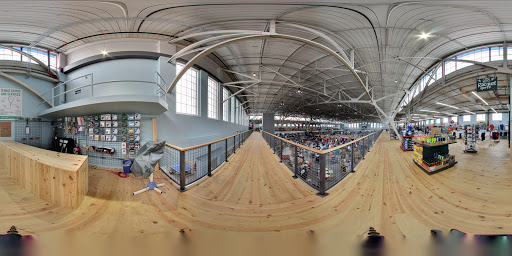 Sporting Goods Store «Sports Basement Berkeley», reviews and photos, 2727 Milvia St, Berkeley, CA 94703, USA