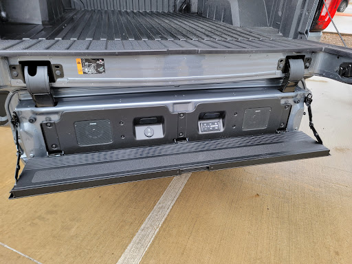 Car Dealer «Cavender Buick GMC West», reviews and photos, 7400 TX-1604 Loop, San Antonio, TX 78254, USA