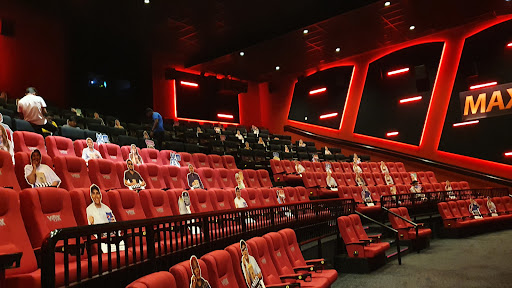 Saturday theaters Dubai