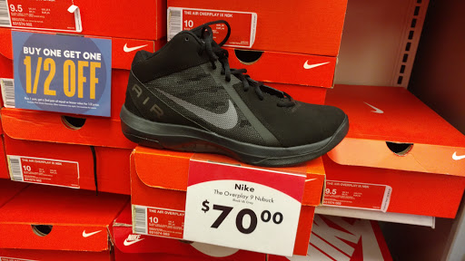 Shoe Store «Shoe Carnival», reviews and photos, 4125 Phoenix Ave, Fort Smith, AR 72903, USA