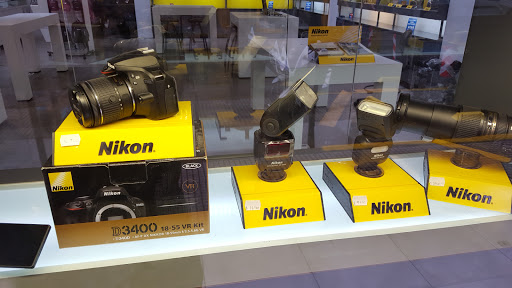 Nikon Center Viamonte