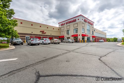 Self-Storage Facility «CubeSmart Self Storage», reviews and photos, 13800 McLearen Rd, Herndon, VA 20171, USA